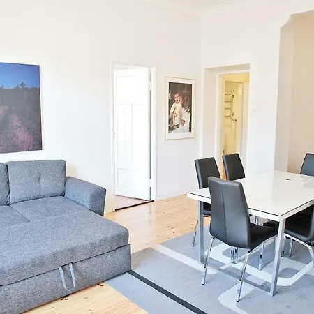 Appartement Living Arthomes #3, Design District